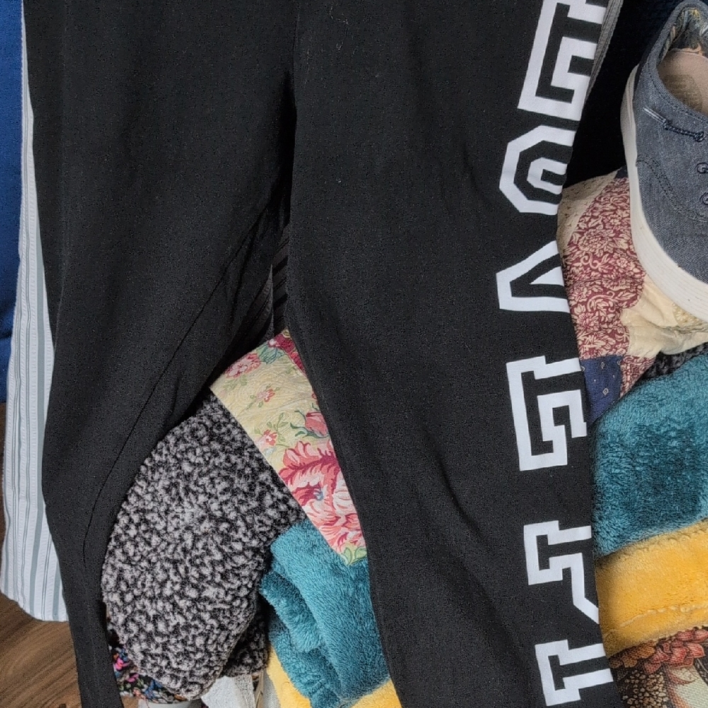 PINK Victoria's Secret Black Leggings with White Accents